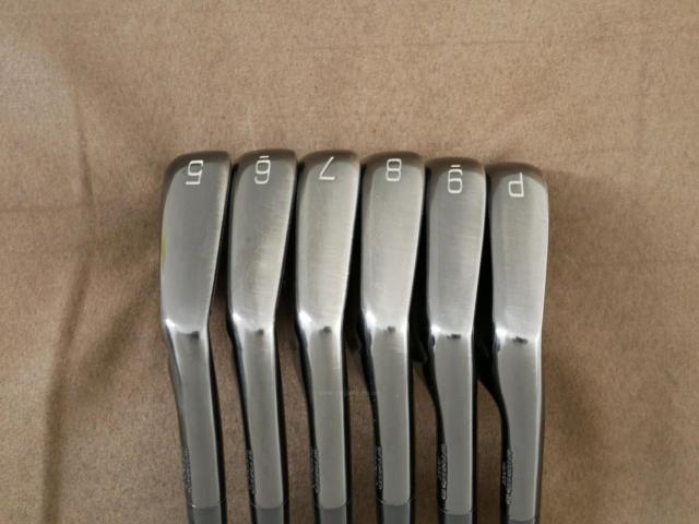 Iron set : Mizuno : ชุดเหล็ก Mizuno Pro 225 HMB Black Forged (ปี 2023 นุ่ม แน่น ระยะดี) มีเหล็ก 5-Pw (6 ชิ้น) ก้านเหล็ก Dynamic Gold 95 S200