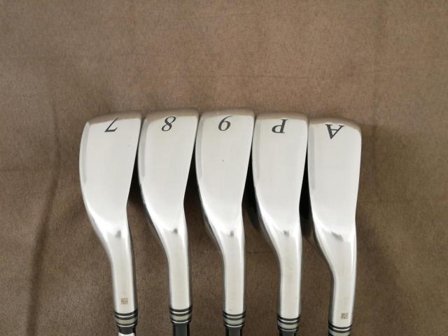 Iron set : XXIO : ชุดเหล็ก XXIO Cross (ออกปี 2019 ตีไกลที่สุดของที่สุดจาก XXIO หน้าเด้งสุดๆ) มีเหล็ก 7-Pw,Aw (5 ชิ้น ตีไกลกว่าปกติ 2 เบอร์) ก้านกราไฟต์ MH1000 Flex R