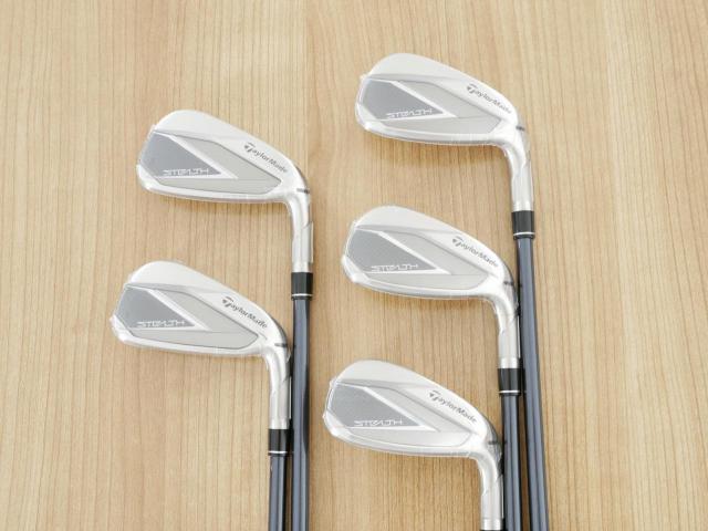 Iron set : Taylormade : **ของใหม่ ยังไม่แกะพลาสติก** ชุดเหล็ก Taylormade Stealth (ออกปี 2022 Japan Spec.) มีเหล็ก 6-Pw (5 ชิ้น) ก้านกราไฟต์ Mitsubishi Tensei TM60 Flex S