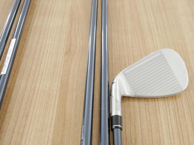 Iron set : Taylormade : **ของใหม่ ยังไม่แกะพลาสติก** ชุดเหล็ก Taylormade Stealth (ออกปี 2022 Japan Spec.) มีเหล็ก 6-Pw (5 ชิ้น) ก้านกราไฟต์ Mitsubishi Tensei TM60 Flex S
