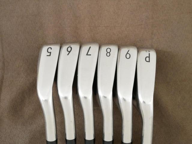 Iron set : Titleist : ชุดเหล็ก Titleist T300 (ออกปี 2019) มีเหล็ก 5-Pw (6 ชิ้น) ก้านเหล็ก NS Pro 950 NEO Flex S