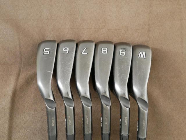 Iron set : Ping : ชุดเหล็ก Ping G710 (ปี 2021 Japan Spec. ใบใหญ่ ง่ายที่สุด ไกลที่สุดของ Ping) มีเหล็ก 5-Pw (6 ชิ้น) ก้านเหล็ก NS Pro Zelos 6 Flex R