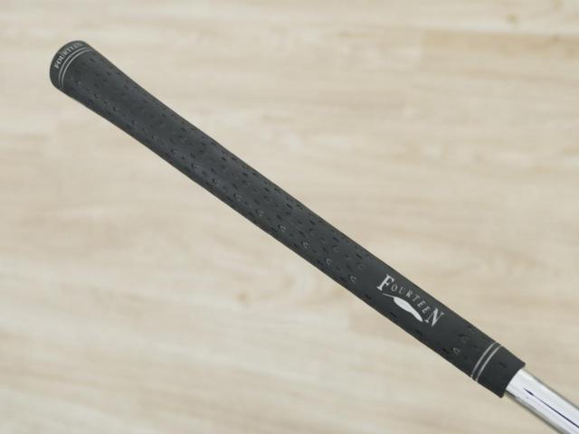 Wedge : Fourteen : Wedge Fourteen C-030 Forged Loft 56 ก้านเหล็ก Dynamic Gold Wedge