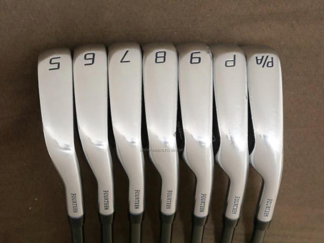 Iron set : Fourteen : ชุดเหล็ก Fourteen TC-530 Forged (นุ่มมากๆ เป็นเหล็ก S25C) มีเหล็ก 5-Pw,Aw (7 ชิ้น) ก้านกราไฟต์ Flex S