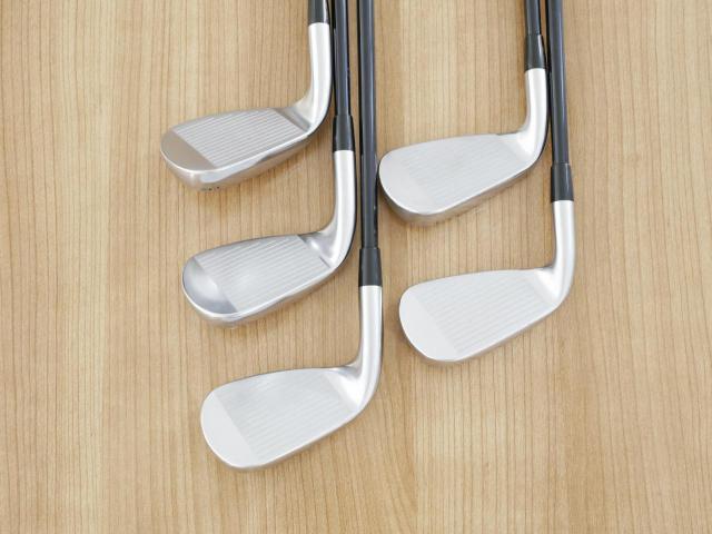 Iron set : Titleist : ชุดเหล็ก Titleist VG3 Type E Forged (Japan Spec. ปี 2015) มีเหล็ก 6-Pw (5 ชิ้น) ก้านกราไฟต์ Mitsubishi Rayon VG i60 Flex S