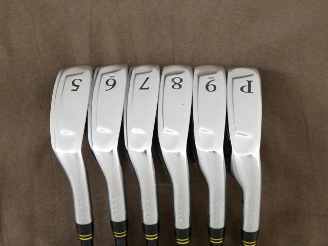 Iron set : Maruman : ชุดเหล็ก Maruman Conductor LX (ตีง่าย ไกล หน้า Maraging) มีเหล็ก 5-Pw (6 ชิ้น) ก้านกราไฟต์ Flex R