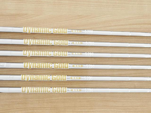 Iron set : Other Brand : ชุดเหล็ก Srixon ZX7 MK II Forged (ออกปี 2023) มีเหล็ก 5-Pw (6 ชิ้น) ก้านเหล็ก Dynamic Gold DST S200