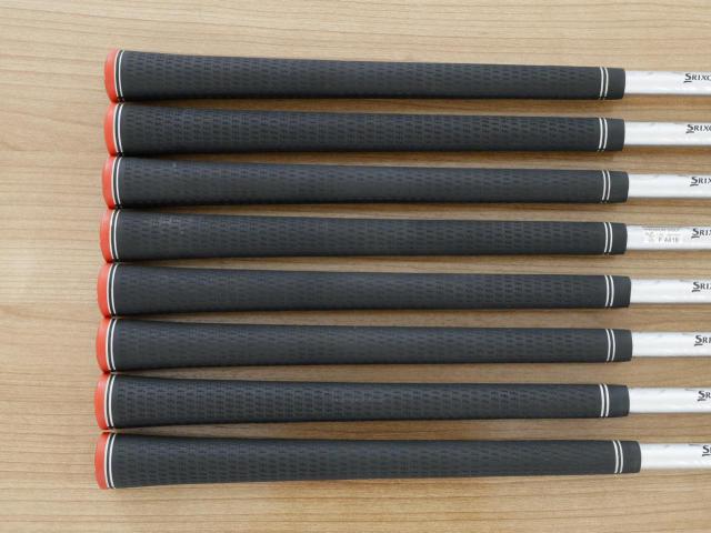 Iron set : Other Brand : ชุดเหล็ก Srixon GIE (ใบใหญ่ ตีง่าย) มีเหล็ก 5-Pw,Aw,Sw (8 ชิ้น) ก้านกราไฟต์ Miyazaki 61 Flex R