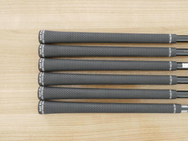 Iron set : Titleist : ชุดเหล็ก Titleist T200 Forged (รุ่นปี 2022 Japan Spec) มีเหล็ก 6-Pw,48 (6 ชิ้น) ก้านกราไฟต์ Titleist 3D055 60 Flex SR