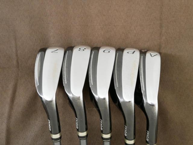 Iron set : PRGR : ชุดเหล็กกระเทย PRGR New Egg Iron (รุ่นปี 2017 ตีง่ายและไกลมาก) มีเหล็ก 7-Pw,Aw (5 ชิ้น) ก้านกราไฟต์ Flex S (M-43)