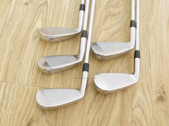 Iron set : Bridgestone : Bridgestone JGR Hybrid Forged Iron มีเหล็ก 7-P1,P2 (5 ชิ้น เหล็ก 7 ตีไกลเกินเหล็ก 6 รุ่นอื่น) ก้านกราไฟต์ Fujikura Air Speeder (R)