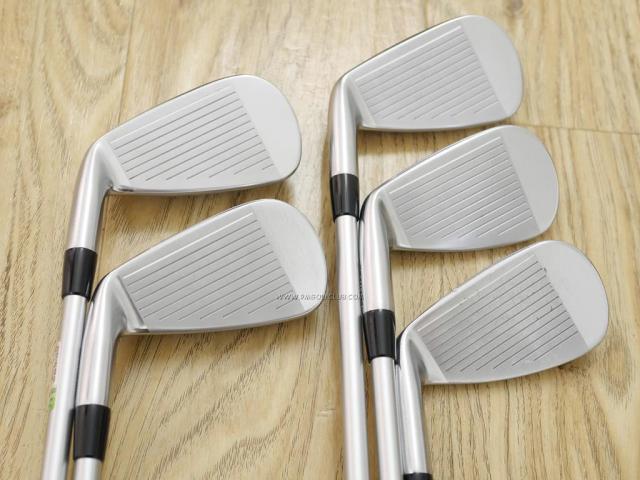 Iron set : Bridgestone : Bridgestone JGR Hybrid Forged Iron มีเหล็ก 7-P1,P2 (5 ชิ้น เหล็ก 7 ตีไกลเกินเหล็ก 6 รุ่นอื่น) ก้านกราไฟต์ Fujikura Air Speeder (R)