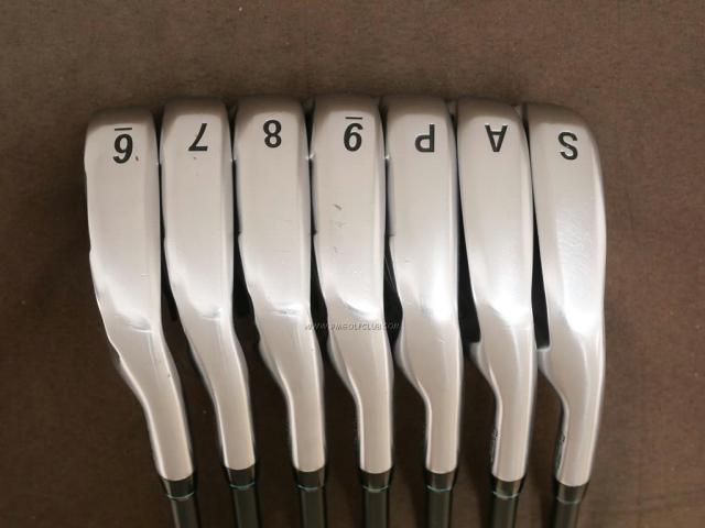 Iron set : Maruman : ชุดเหล็ก Maruman ZETA Type 713 (ใบใหญ่ หน้าเด้ง ตีไกลมาก) มีเหล็ก 6-Pw,Aw,Sw (7 ชิ้น) ก้านกราไฟต์ Flex R