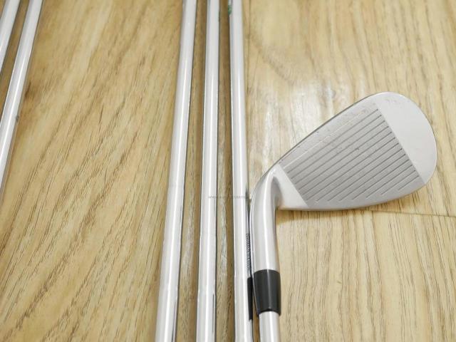 Iron set : Bridgestone : ชุดเหล็ก Bridgestone Tour B JGR HF1 Forged (รุ่นปี 2018 ตีไกลกว่าปกติ 2 เบอร์) มีเหล็ก 7-P1,P2,Aw,Sw (7 ชิ้น) ก้านเหล็ก NS Pro Zelos 8 Flex R