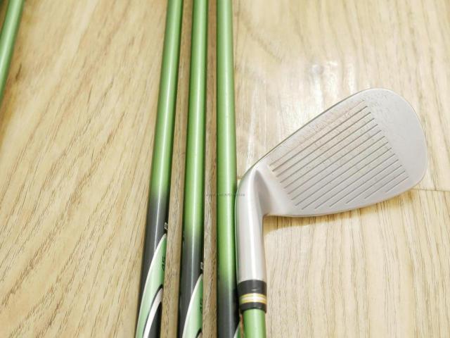 Iron set : Honma : **ก้าน 3 ดาว** ชุดเหล็ก Honma Beres IE-03 (ออกปี 2016 เหมาะกับซีเนียร์) มีเหล็ก 6-11,Sw (7 ชิ้น) ก้าน ARMRQ 8 (45) Flex R (3 ดาว)