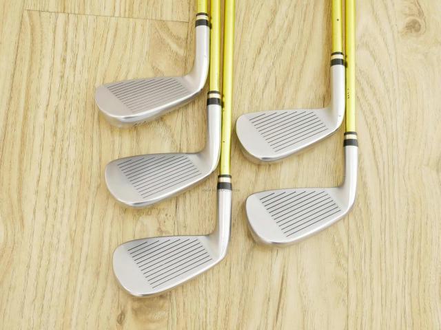 Iron set : Honma : **ก้าน 3 ดาว** ชุดเหล็ก Honma Beres IS-05 Forged (รุ่นปี 2017) มีเหล็ก 6-10 (5 ชิ้น) ก้าน ARMRQ ∞ (48) Flex R (3 ดาว)