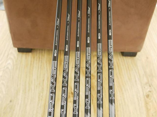 Iron set : Titleist : ชุดเหล็ก Titleist T200 (รุ่นปี 2020) มีเหล็ก 5-Pw (6 ชิ้น) ก้านกราไฟต์ Mitsubishi KUROKAGE 60i Flex R