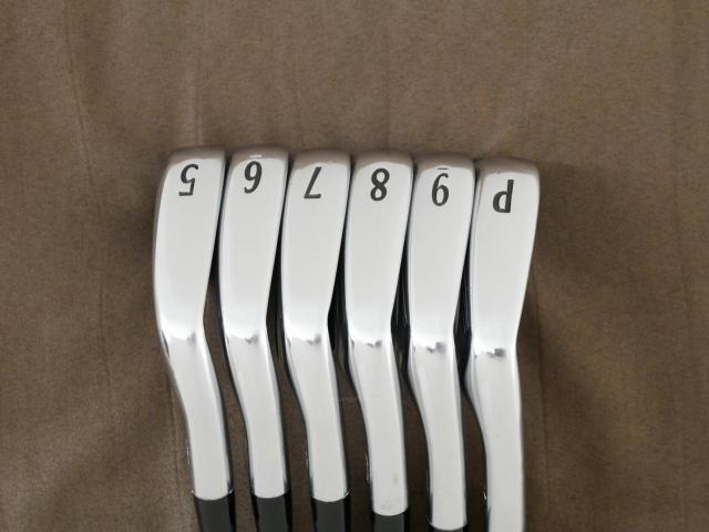 Iron set : Titleist : ชุดเหล็ก Titleist AP2 716 Forged มีเหล็ก 5-Pw (6 ชิ้น) ก้านเหล็ก NS Pro 950 Flex S