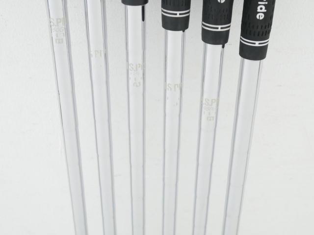 Iron set : Other Brand : ชุดเหล็ก Srixon ZX4 MK II (รุ่นปี 2023 ตีง่าย ไกล) มีเหล็ก 5-Pw (6 ชิ้น) ก้านเหล็ก NS Pro 950 Flex R