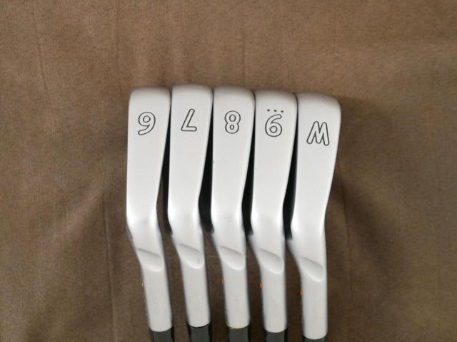 Iron set : Ping : ชุดเหล็ก Ping iBlade (ปี 2018) มีเหล็ก 6-Pw (5 ชิ้น) ก้านเหล็ก NS Pro Modus 105 Flex S
