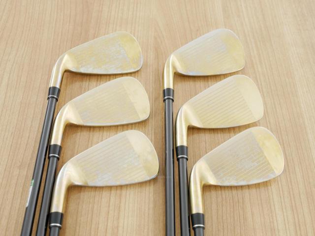 Iron set : PRGR : ชุดเหล็ก PRGR H/S 701 (หน้า Maraging เด้ง ไกล) มีเหล็ก 5-Pw (6 ชิ้น) ก้าน M-37 Flex R