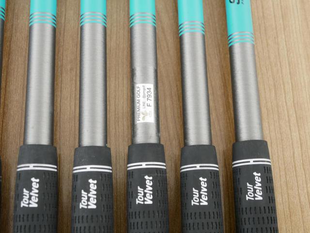 Iron set : Titleist : ชุดเหล็ก Titleist T100 Forged (รุ่นปี 2022) มีเหล็ก 5-Pw (6 ชิ้น) ก้าน Steelfiber H-Tour 105 Flex S