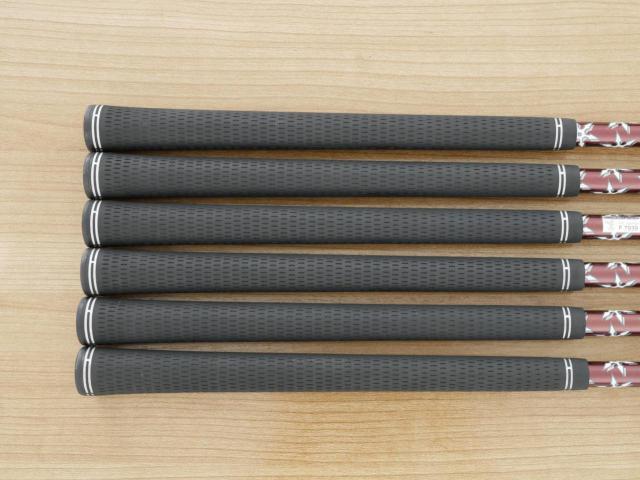 Iron set : Ping : ชุดเหล็ก Ping G700 (ปี 2019 Japan Spec. ใบใหญ่ ง่ายที่สุด ไกลที่สุดของ Ping) มีเหล็ก 6-Pw,Aw (6 ชิ้น) ก้านกราไฟต์ Mitsubishi FUBUKI Flex R