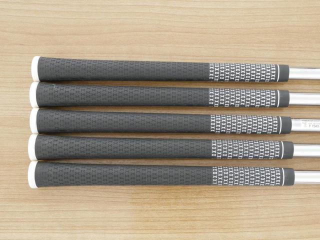 Iron set : RC Royal Collection : ชุดเหล็ก RC (Royal Collection) BBD V7 Forged มีเหล็ก 6-Pw (5 ชิ้น) ก้านเหล็ก Flex S