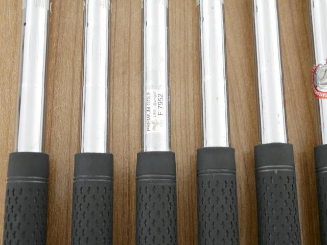 Iron set : Taylormade : ชุดเหล็ก Taylormade M GLOIRE (ออกปี 2019 รุ่นท๊อปสุด ไกลสุด Japan Spec) มีเหล็ก 6-Pw,Aw,Sw (7 ชิ้น) ก้านเหล็ก NS Pro 820 Flex S