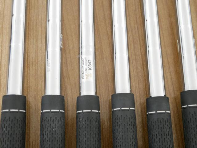 Iron set : Titleist : ชุดเหล็ก Titleist VG3 Type D Forged (รุ่นปี 2019 Japan Spec. ตีง่ายและไกลที่สุดของ Titleist) มีเหล็ก 6-Pw,Aw,As (7 ชิ้น) ก้านเหล็ก NS Pro Zelos 8 Flex S