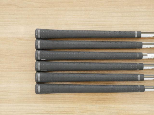 Iron set : Fourteen : ชุดเหล็ก Fourteen TC-404 (ปี 2018 ใบใหญ่ ตีไกลมาก เหล็ก 7 Loft 28) มีเหล็ก 6-Pw,Aw (6 ชิ้น) ก้านกราไฟต์ Flex S