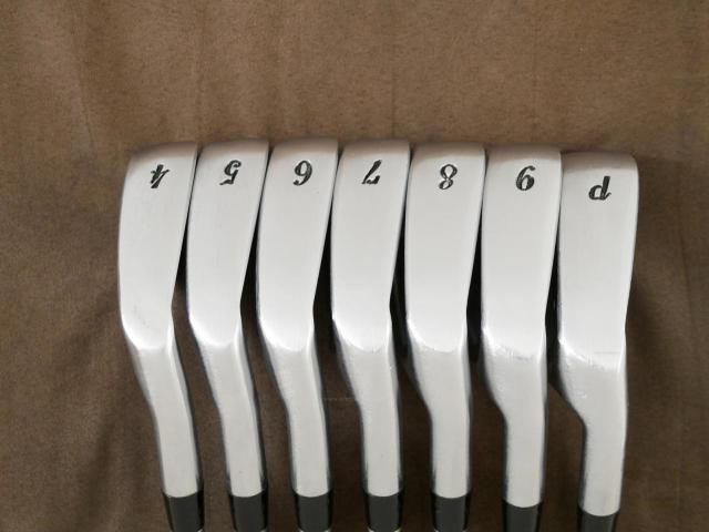 Iron set : Other Brand : ชุดเหล็ก Zodia CM-1 Forged (นุ่มมากๆๆๆๆ) มีเหล็ก 4-Pw (7 ชิ้น) ก้านเหล็ก KBS Tour Flex S