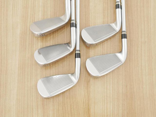 Iron set : Other Brand : ชุดเหล็ก Ryoma DSI (ตีง่ายมาก ไกลมากๆ หายากสุดๆ) มีเหล็ก 6-Pw (5 ชิ้น) ก้านกราไฟต์ Tour AD Flex SR