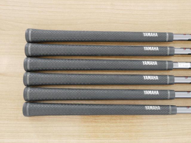 Iron set : Yamaha : ชุดเหล็ก Yamaha RMX 220 (ปี 2021 หน้าเด้ง ตีไกลมาก) มีเหล็ก 6-Pw,Aw (6 ชิ้น) ก้านกราไฟต์ Flex SR