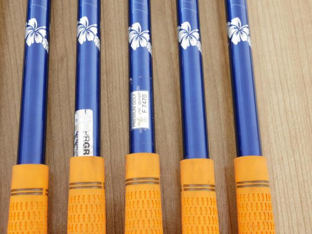 Iron set : PRGR : ชุดเหล็ก PRGR RS Maraging Face (ออกปี 2019 หน้าเด้ง) มีเหล็ก 5-Pw (6 ชิ้น) ก้านกราไฟต์ Mitsubishi Diamana Flex SR