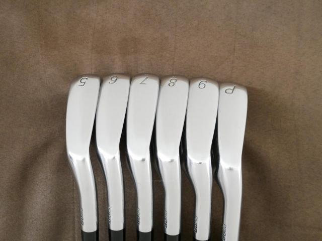 Iron set : PRGR : ชุดเหล็ก PRGR RS Maraging Face (ออกปี 2019 หน้าเด้ง) มีเหล็ก 5-Pw (6 ชิ้น) ก้านกราไฟต์ Mitsubishi Diamana Flex SR