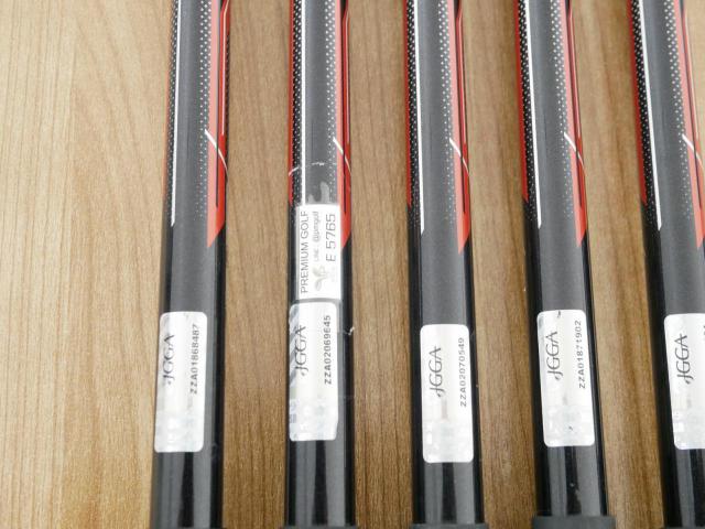 Iron set : Maruman : ชุดเหล็ก Maruman Shuttle (ออกปี 2022 ตีง่าย ไกลสุดๆๆๆๆ) มีเหล็ก 7-Pw,Aw (5 ชิ้น) ก้านกราไฟต์ Flex R