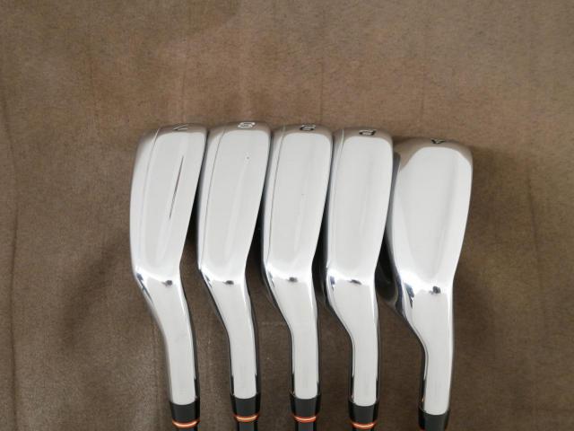 Iron set : Maruman : ชุดเหล็ก Maruman Shuttle (ออกปี 2022 ตีง่าย ไกลสุดๆๆๆๆ) มีเหล็ก 7-Pw,Aw (5 ชิ้น) ก้านกราไฟต์ Flex R