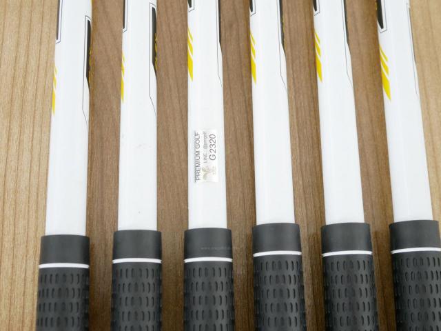 Lady club : All : ชุดเหล็ก Taylormade RocketBladez มีเหล็ก 6-Pw,Sw (6 ชิ้น) ก้านกราไฟต์ Flex L