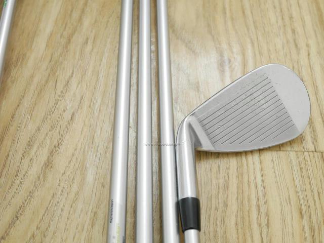 Iron set : Bridgestone : ชุดเหล็ก Bridgestone JGR Hybrid Forged (ตีไกลกว่าตัวอื่น 2 เบอร์) มีเหล็ก 5-Pw,Aw (7 ชิ้น) ก้านกราไฟต์ Fujikura Air Speeder (R)