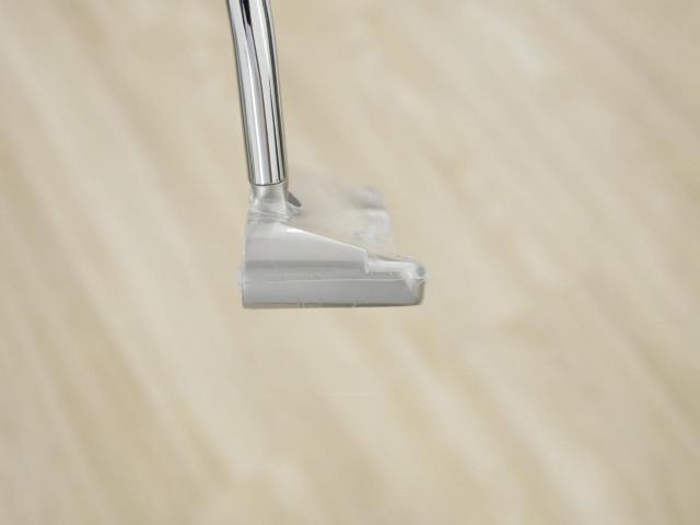 Putter : All : **ของใหม่ ยังไม่แกะพลาสติก** พัตเตอร์ Odyssey Ai-ONE Silver Double Wide (รุ่นล่าสุด ออกปี 2024) ก้าน Stroke LAB 90 ยาว 34 นิ้ว