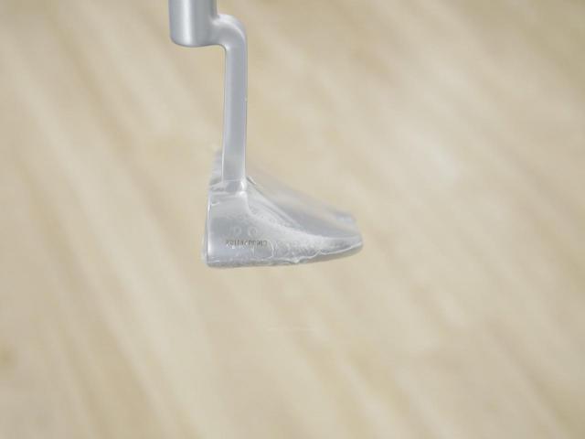 Putter : All : **ของใหม่ ยังไม่แกะพลาสติก** พัตเตอร์ Odyssey White Hot OG 4M ก้าน Stroke LAB ยาว 33 นิ้ว