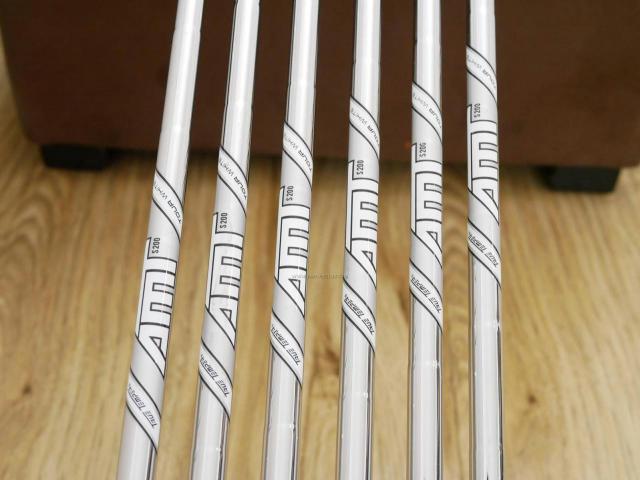 Iron set : Taylormade : ชุดเหล็ก Taylormade M5 (ออกปี 2019 Japan Spec) มีเหล็ก 5-Pw (6 ชิ้น) ก้านเหล็ก AMT Tour White S200