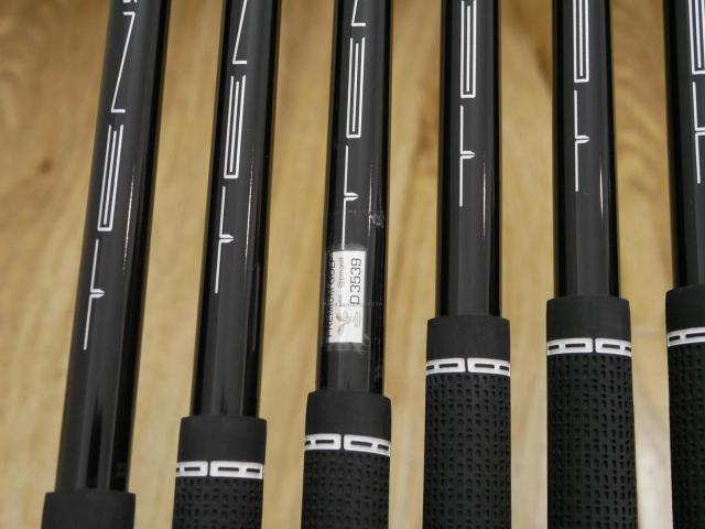 Iron set : Titleist : ชุดเหล็ก Titleist T350 Forged (รุ่นใหม่ล่าสุด ออกปี 2023) มีเหล็ก 6-Pw,48,53 (7 ชิ้น) ก้านกราไฟต์ Mitsubishi TENSEI AM2 Flex S