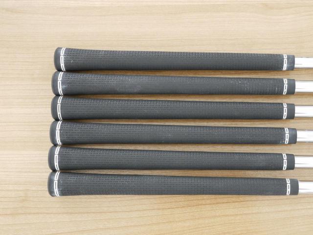 Iron set : Titleist : ชุดเหล็ก Titleist T150 Forged (รุ่นล่าสุด ออกปี 2025 นุ่ม แน่น คม) มีเหล็ก 5-Pw (6 ชิ้น) ก้านเหล็ก True Temper AMT Silver Flex S