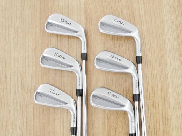 Iron set : Titleist : ชุดเหล็ก Titleist T150 Forged (รุ่นล่าสุด ออกปี 2025 นุ่ม แน่น คม) มีเหล็ก 5-Pw (6 ชิ้น) ก้านเหล็ก True Temper AMT Silver Flex S