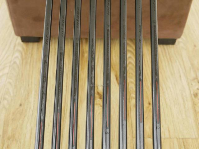 Iron set : Mizuno : ชุดเหล็ก Mizuno Intage Titanium (รุ่นท๊อป ใบใหญ่ ตีไกลมาก) มีเหล็ก 5-Pw,Aw,Sw (8 ชิ้น) ก้านกราไฟต์ Flex R
