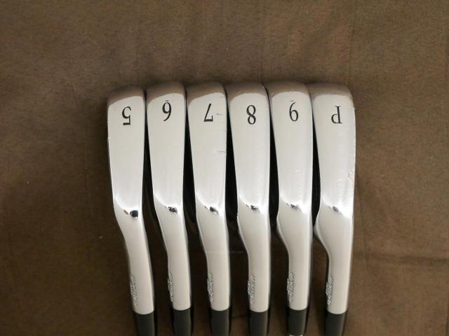 Iron set : Mizuno : ชุดเหล็ก Mizuno Pro 520 Forged (ปี 2021 นุ่มมาก) มีเหล็ก 5-Pw (6 ชิ้น) ก้านเหล็ก Dynamic Gold S400