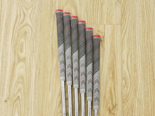 Iron set : Other Brand : ชุดเหล็ก RC (Royal Collection) BBD's 704 มีเหล็ก 5-Pw (6 ชิ้น) ก้านเหล็ก NS Pro 950 NEO Flex X
