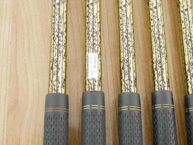 Iron set : Yonex : ชุดเหล็ก Yonex Royal DTP (ออกปี 2016 ท๊อปสุด ก้านดีมาก หน้าเด้ง ตีไกลสุดๆ) มีเหล็ก 7-Pw,Aw,As (6 ชิ้น) ก้านกราไฟต์ Flex R